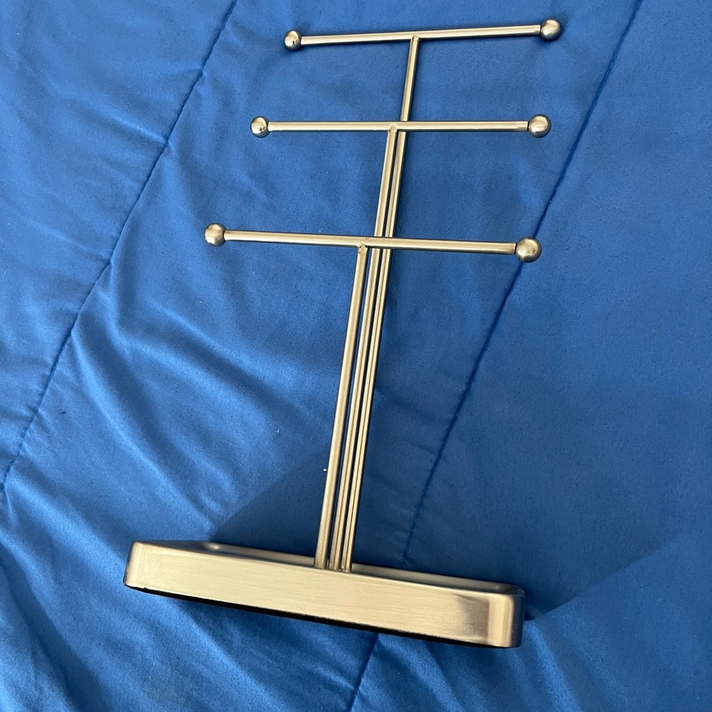 JEWLERY STAND